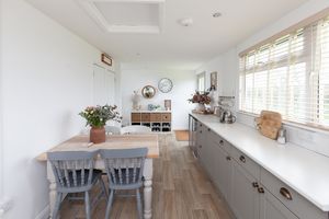 Dining- click for photo gallery